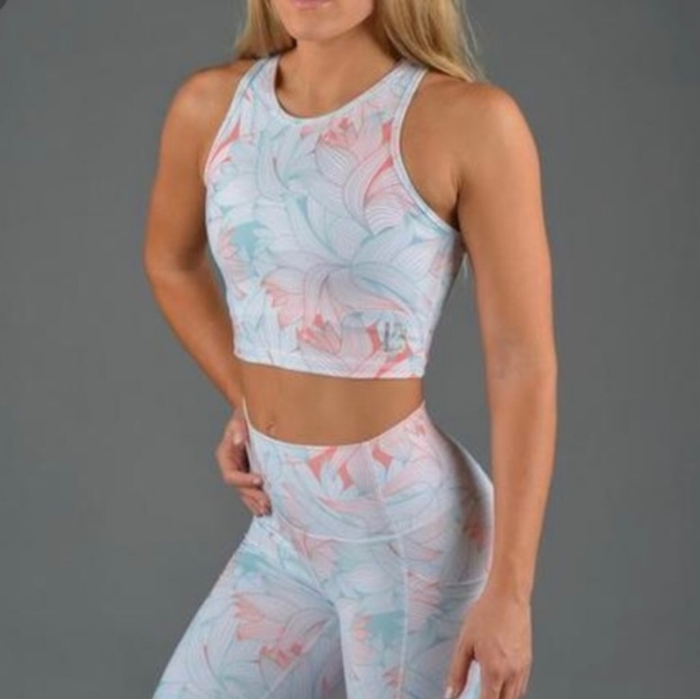 Buffbunny Aurora Crop Top - Island Paradise